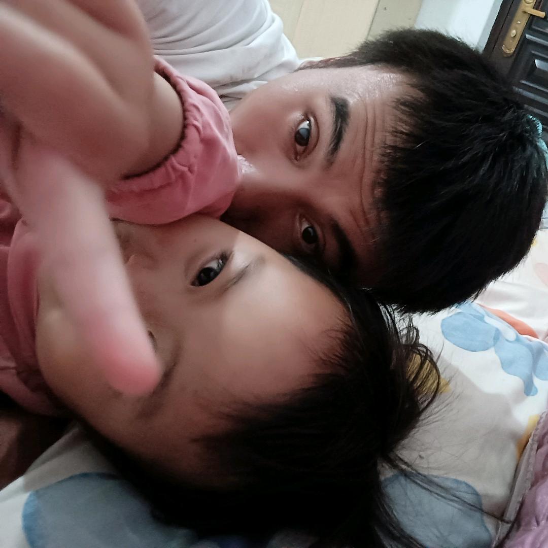 小哥心酸胜柠檬