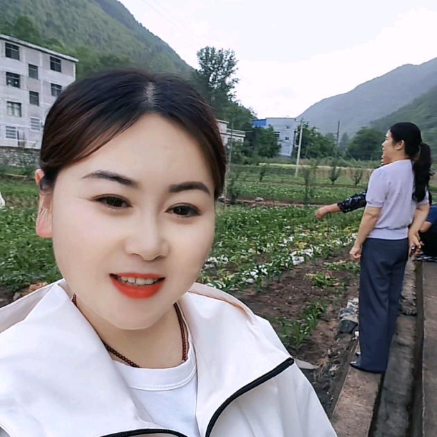 小玲珑👧