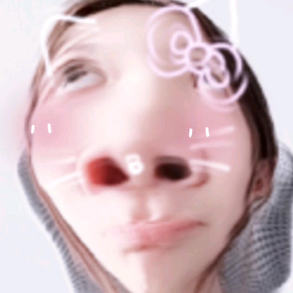 爱吃葡萄干_休七