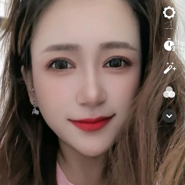 且以深情的