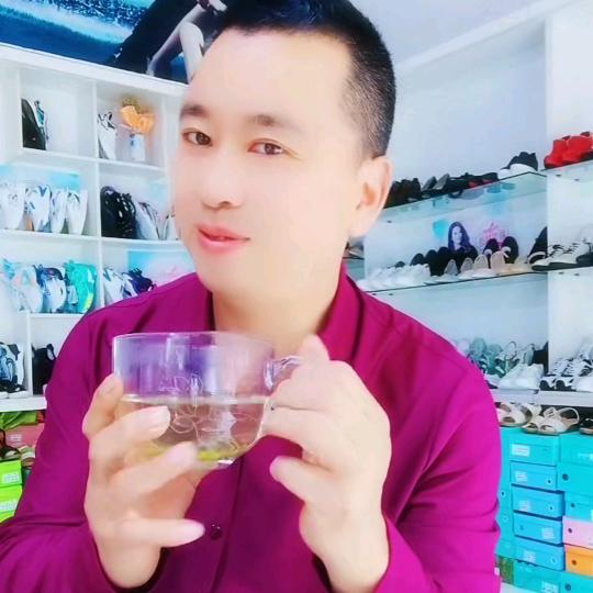 景阳邦赛皮鞋茶叶批发