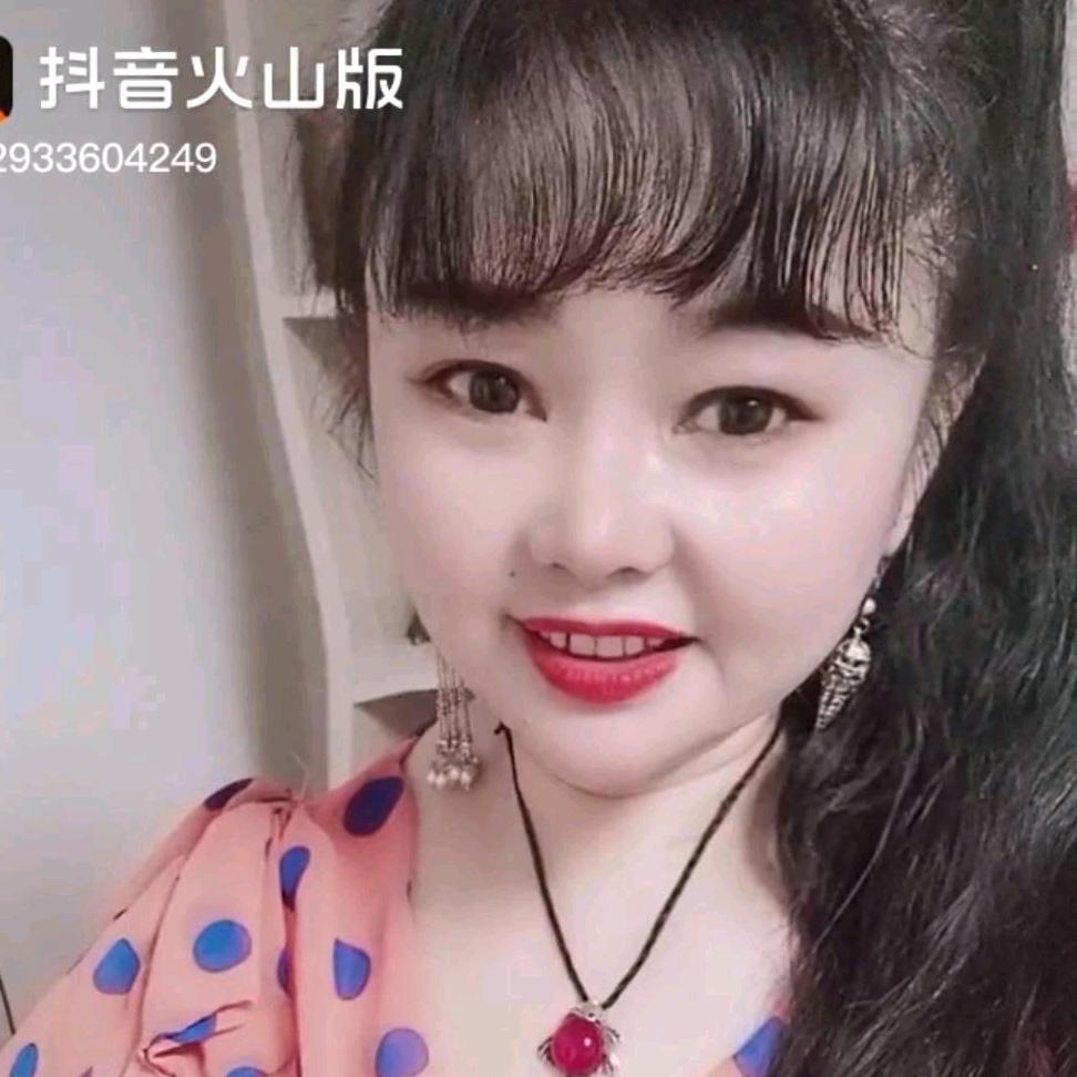 天蓝云朵