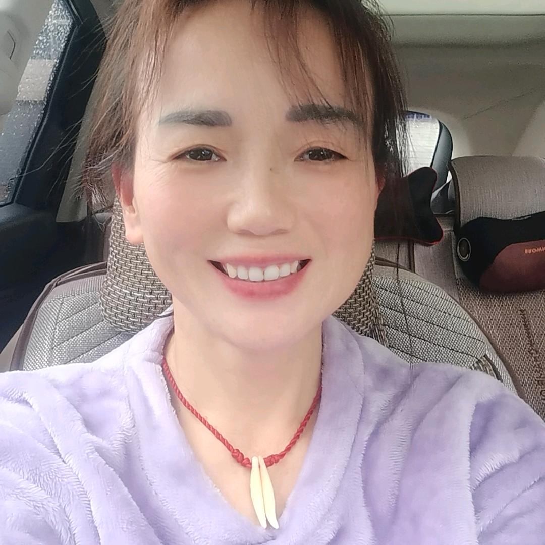 一笑而过，拒绝私聊。