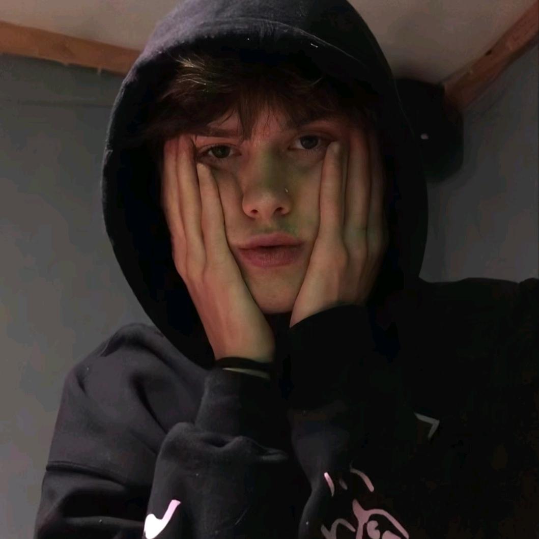 郭小圣𝑪𝒂𝒓