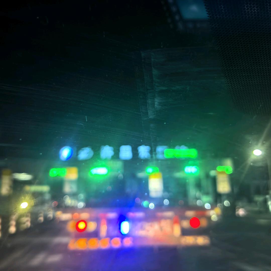 小刀哥
