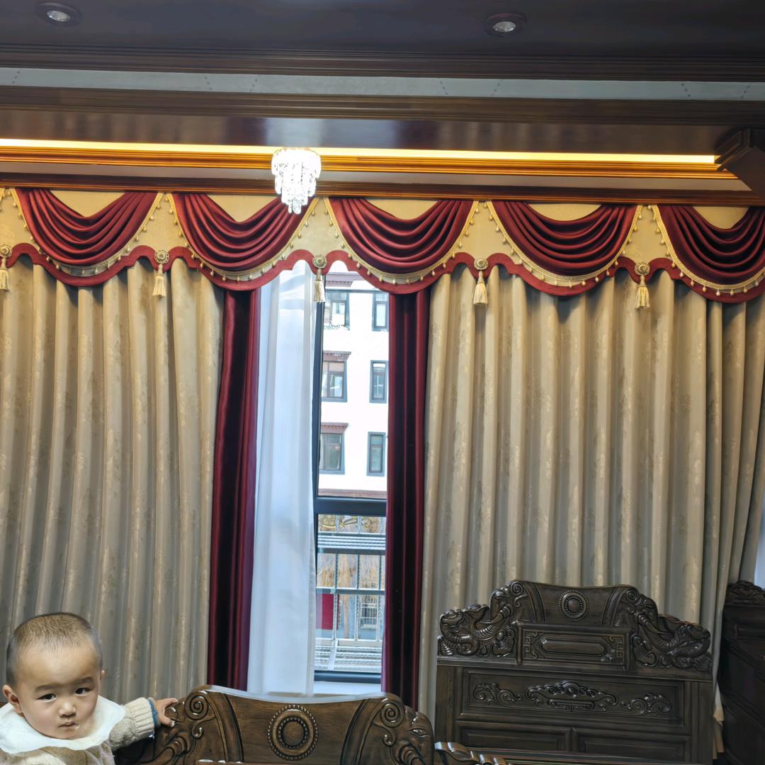 西藏玻璃门批发，高端定制窗帘批发