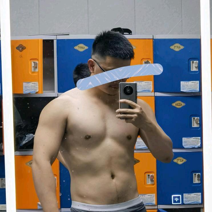 一班的小沈🇨🇳