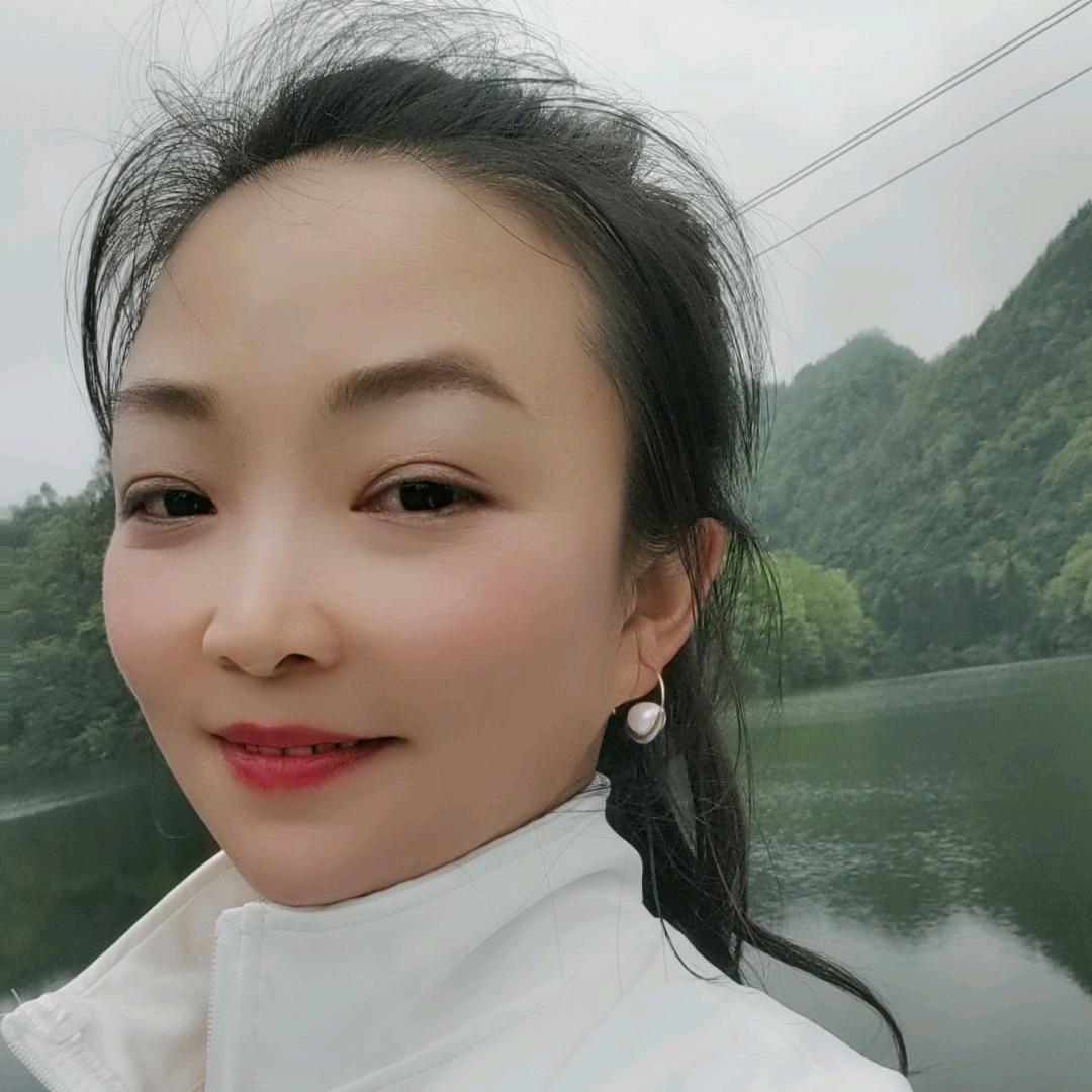 双儿🎤霸王花（户外走播）早上开播