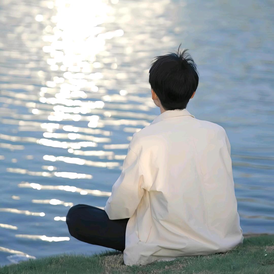 以爱置身事外。