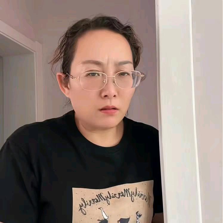 搞笑的暴租婆