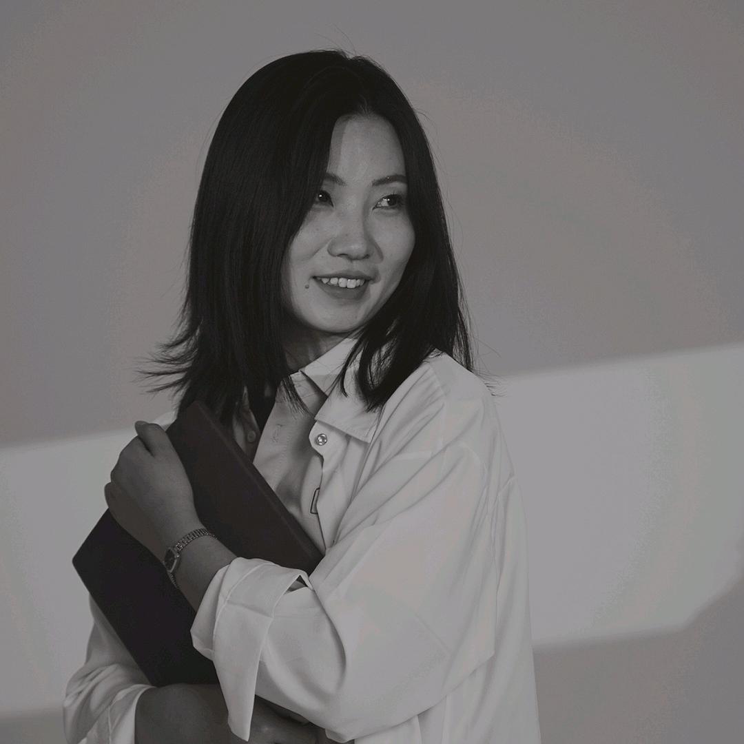 好温柔的设计师郝丫丫