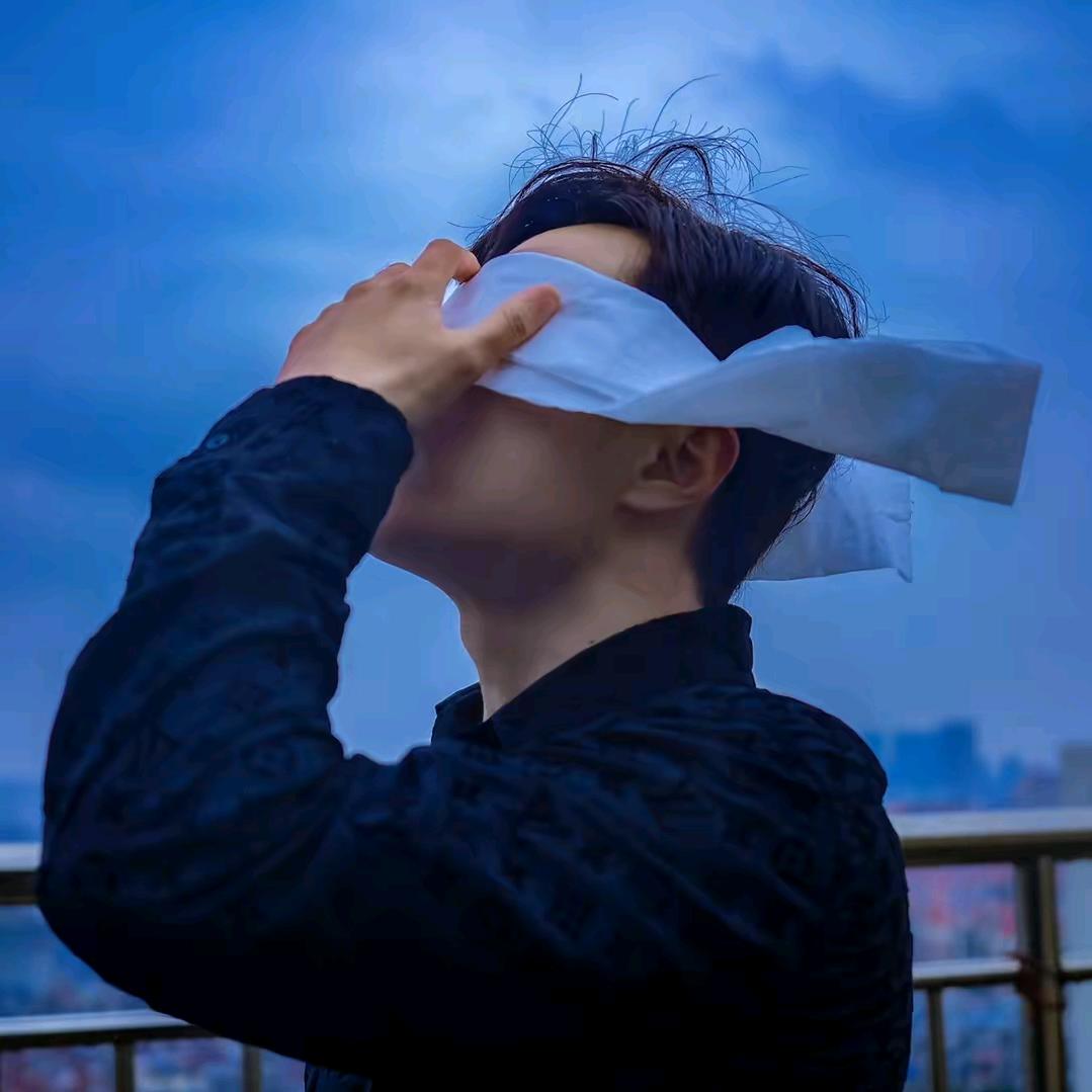 𝘿𝙄𝙕𝙕𝙔.