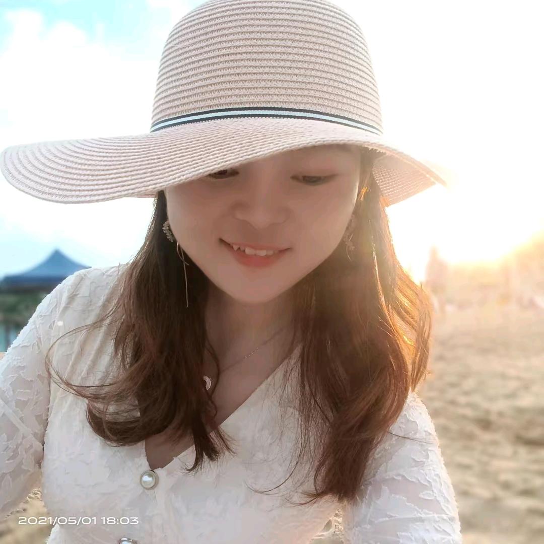 胖妹爱跳广场舞