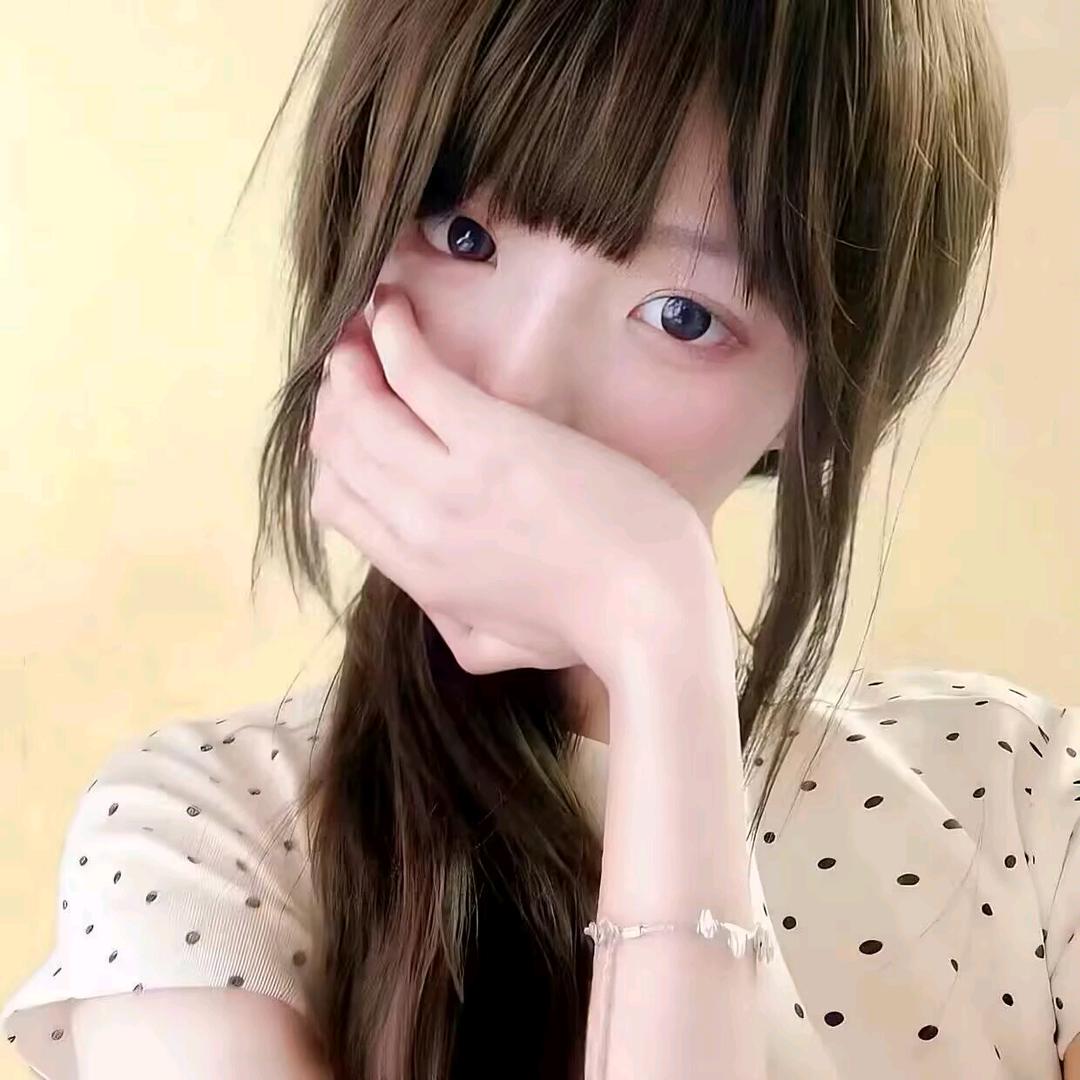 (๑╹ヮ╹๑)ﾉ