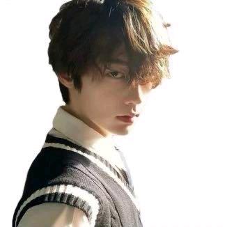 挥霍丶放肆旳青春