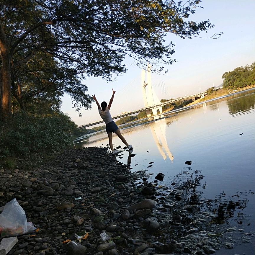 做自己的小太杨