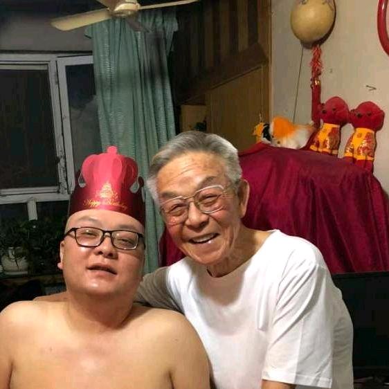 “忆”喵汪~忧