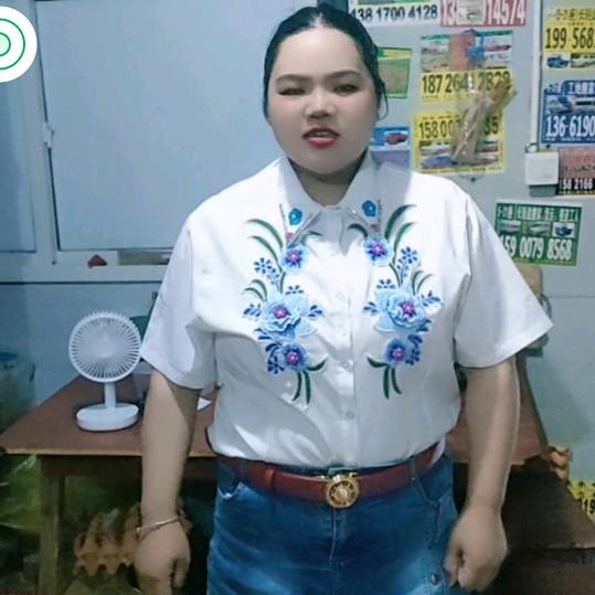 黄艳梅天天都要开心快乐