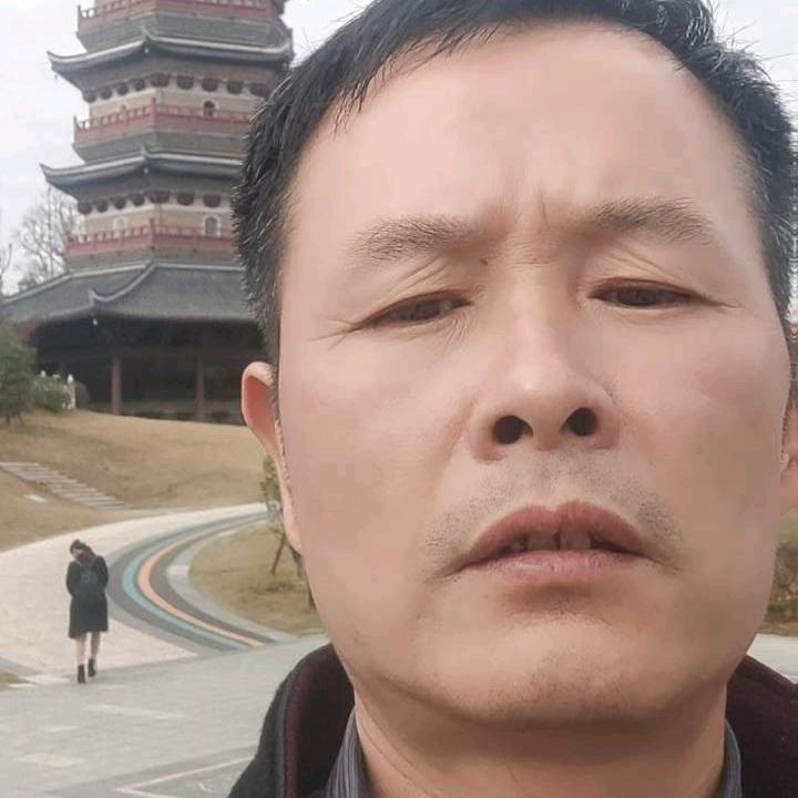 刘天笑