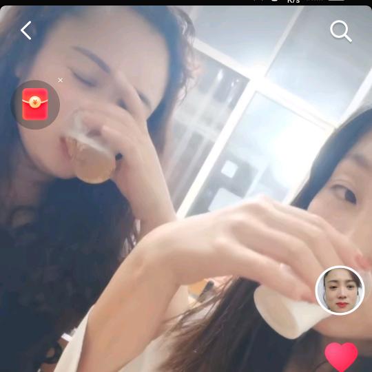 不管几岁，开心就对