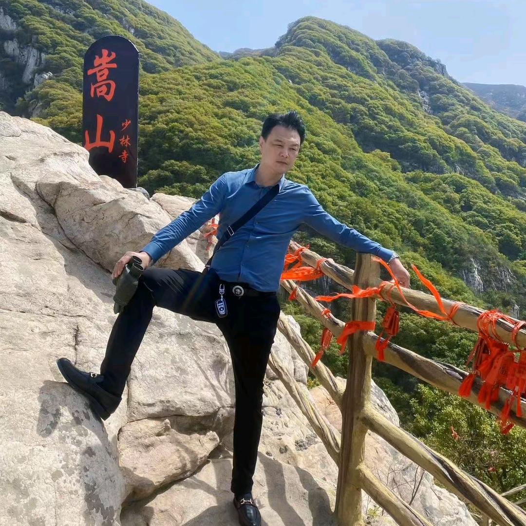 柏烁