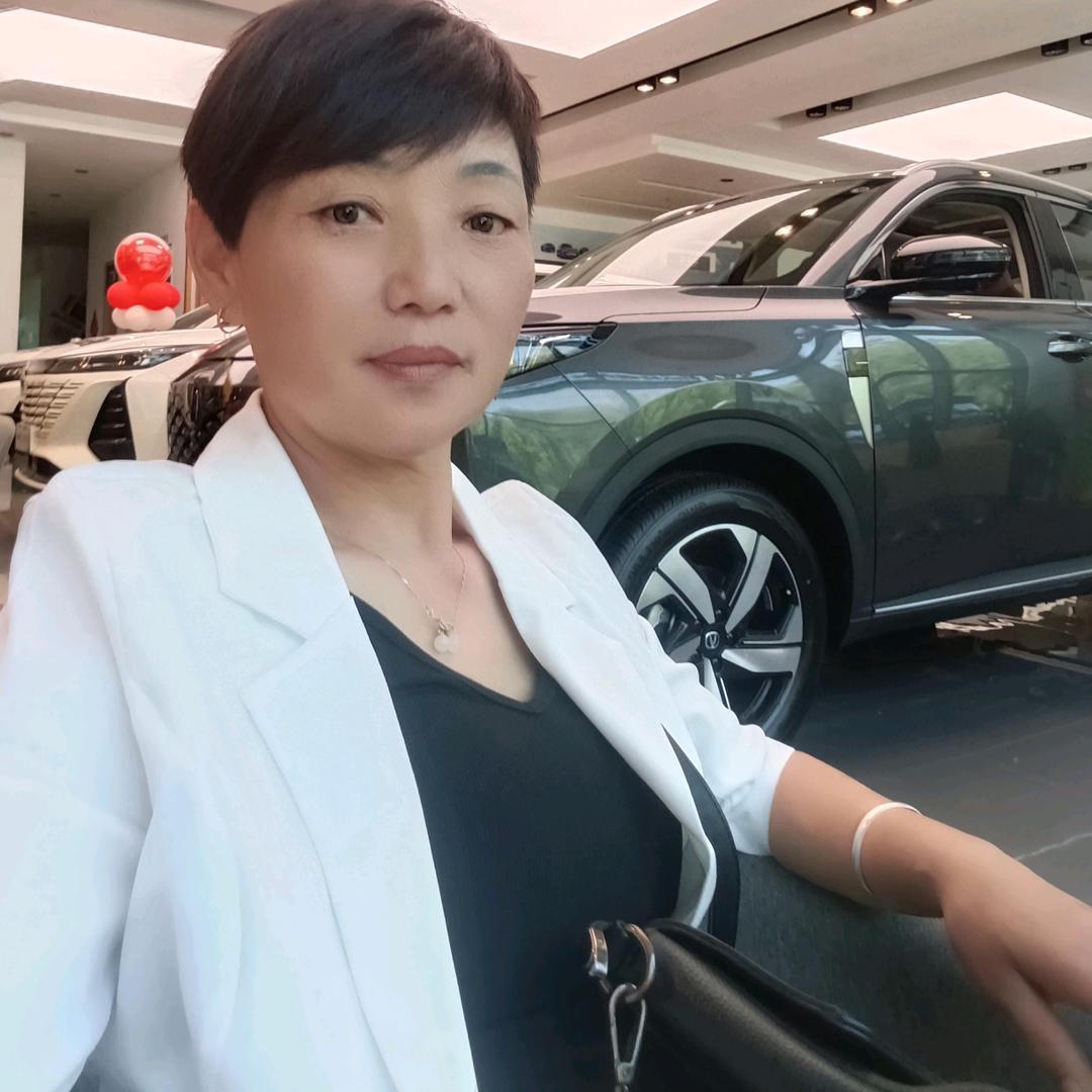 顿村川妹子水果蔬菜便利店