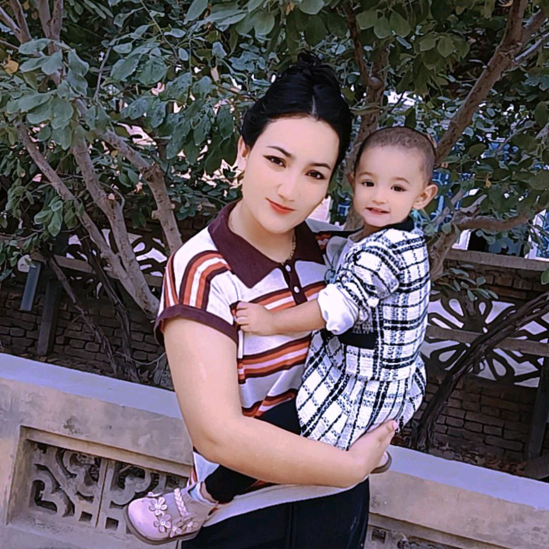 👨‍👩‍👧夏迪耶~妈咪