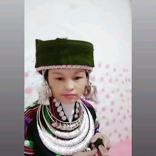 杨芬芬