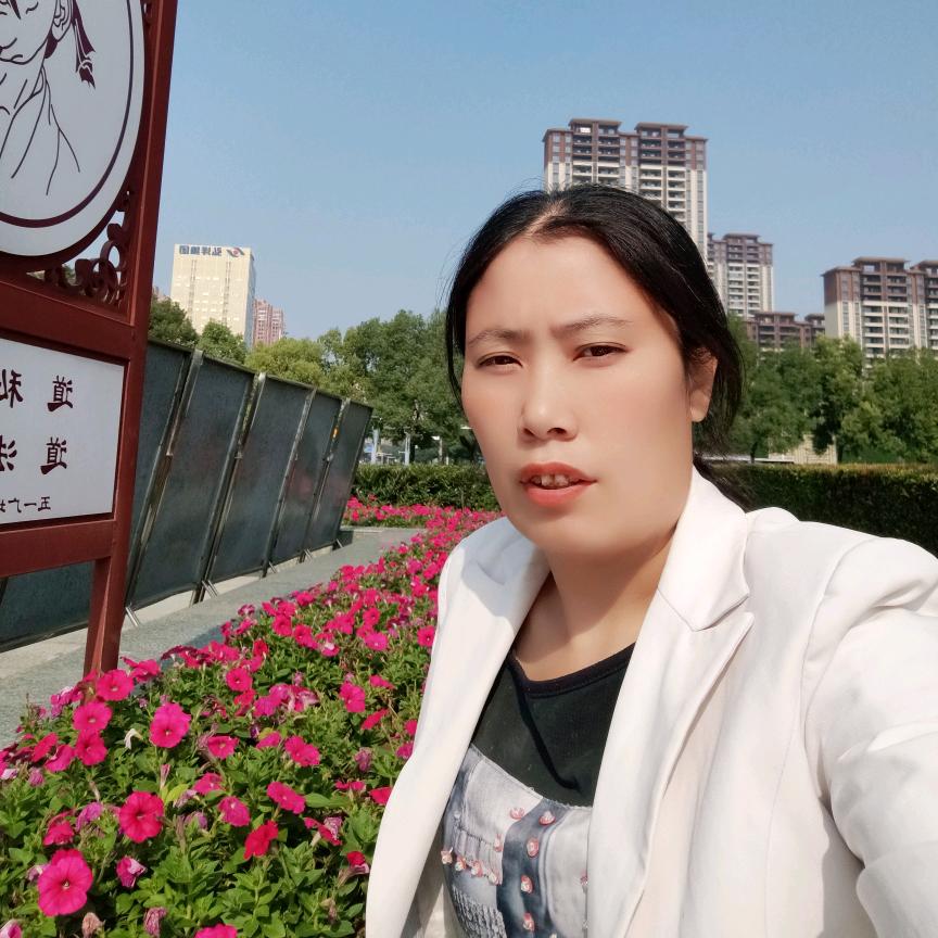 下雨了，送伞的人却不知道在那里。