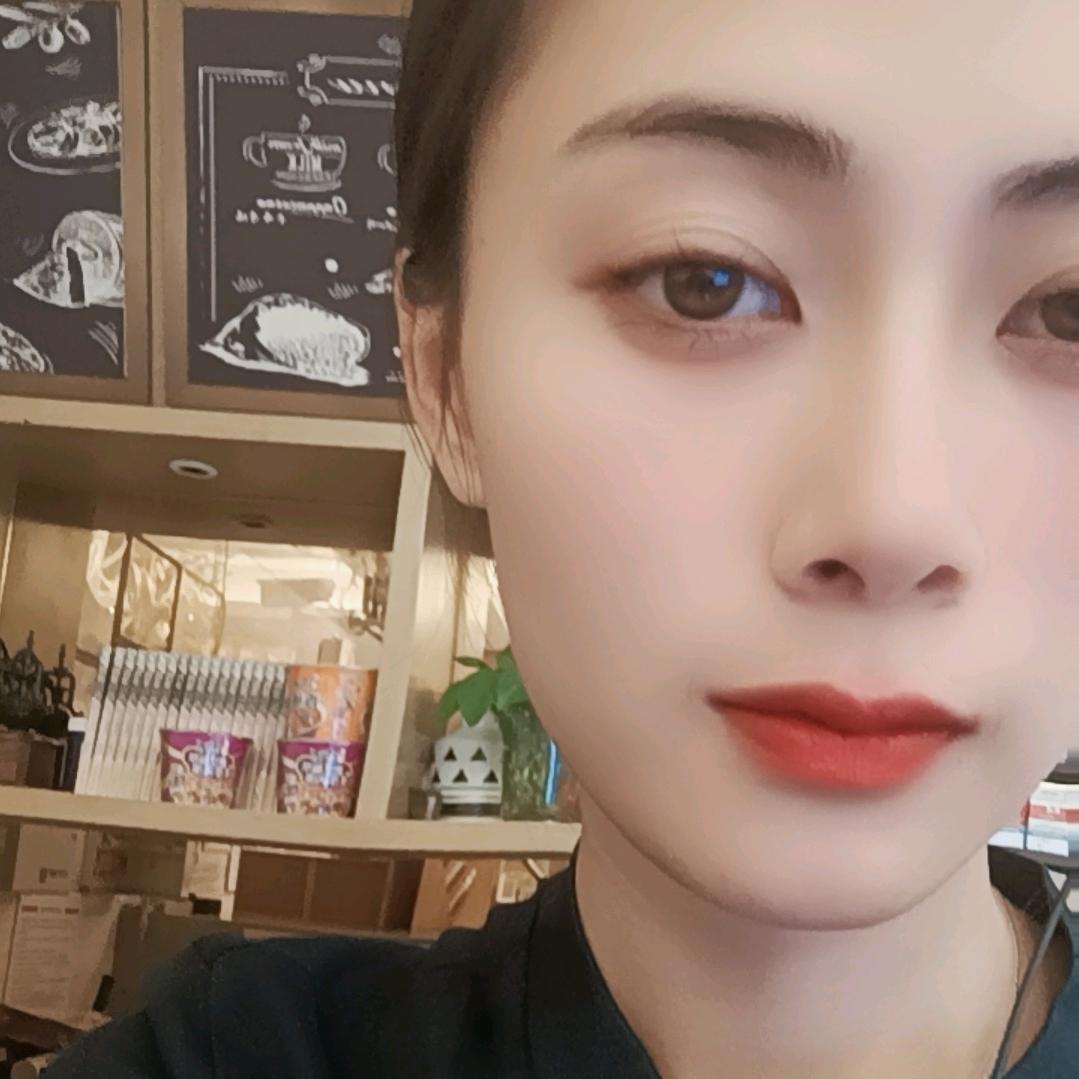 富婆与低保皆失去ā
