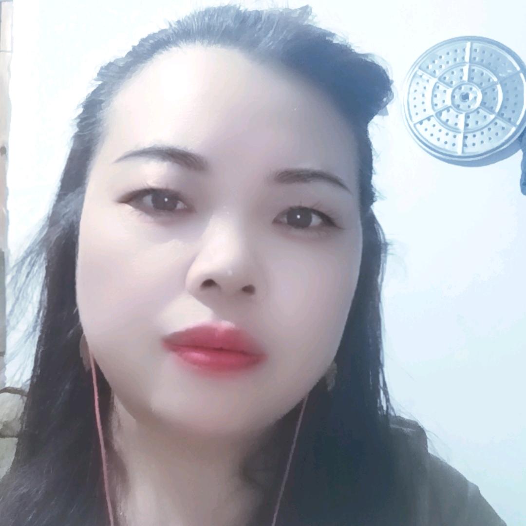 云南二姐做床上用品店，在威信县石坎邮政对