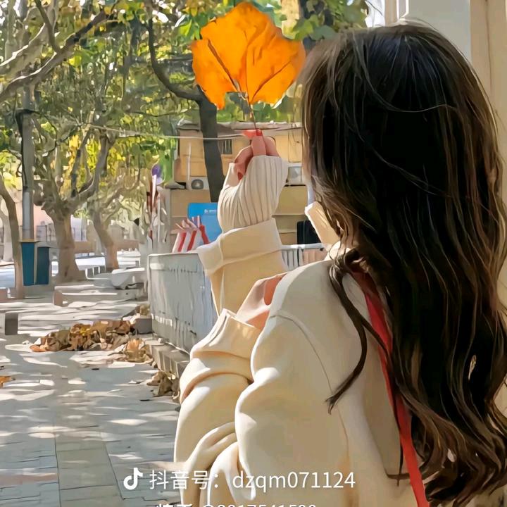 小琴，单身带两个女儿