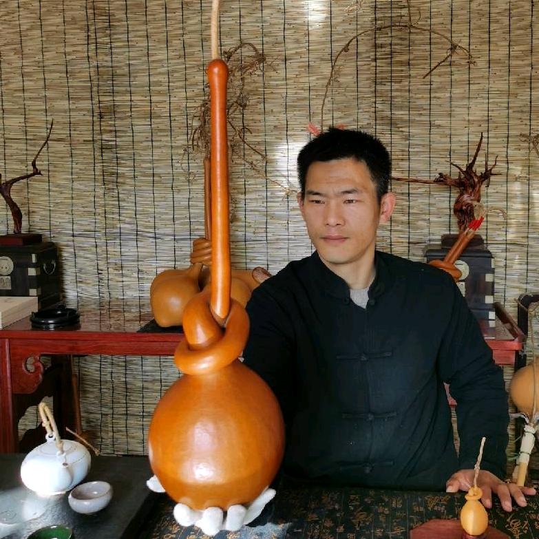 崔氏绾结葫芦崔海瑞