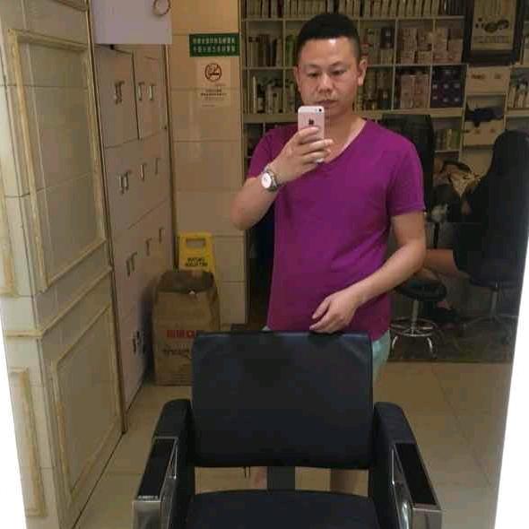 强瀚