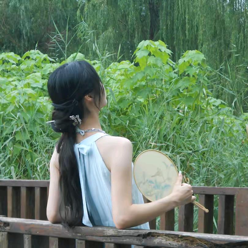 Zz. 琴琴