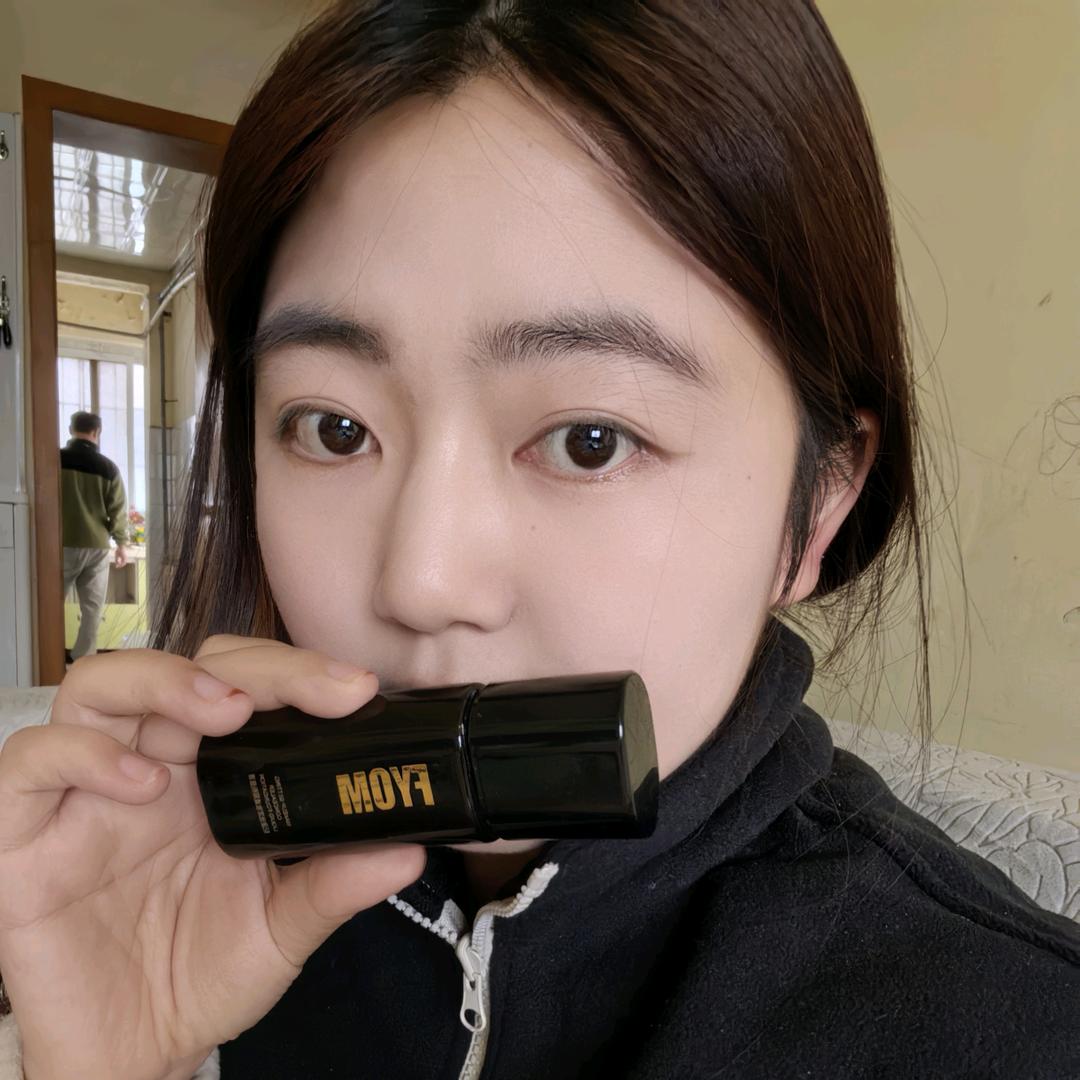 加莉粉底液