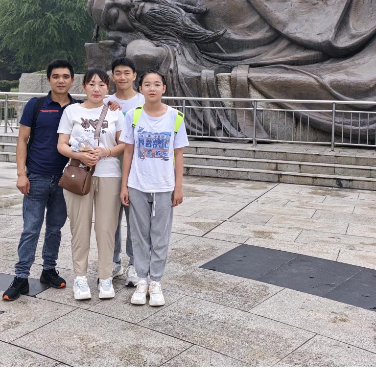爱钓鱼的水电工