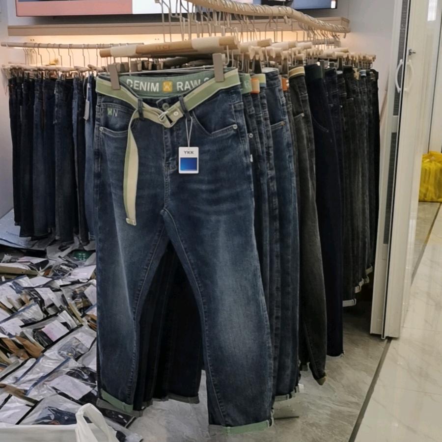 HJ 轻奢男装店
