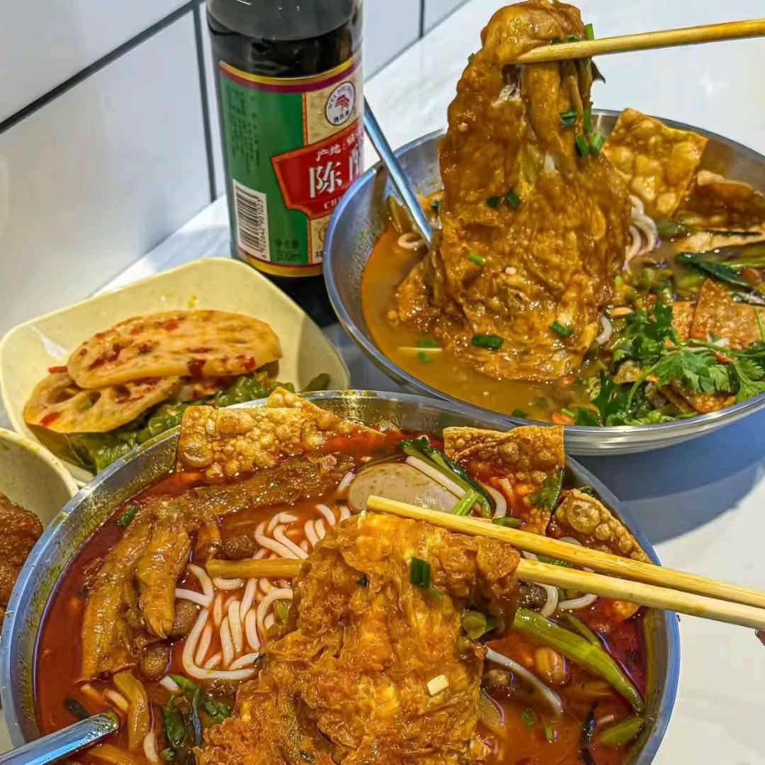 老帅卤味螺蛳粉（崇仁店）