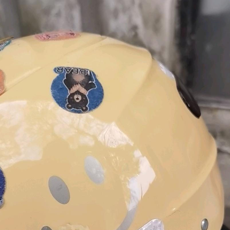 小偷还我头盔🪖