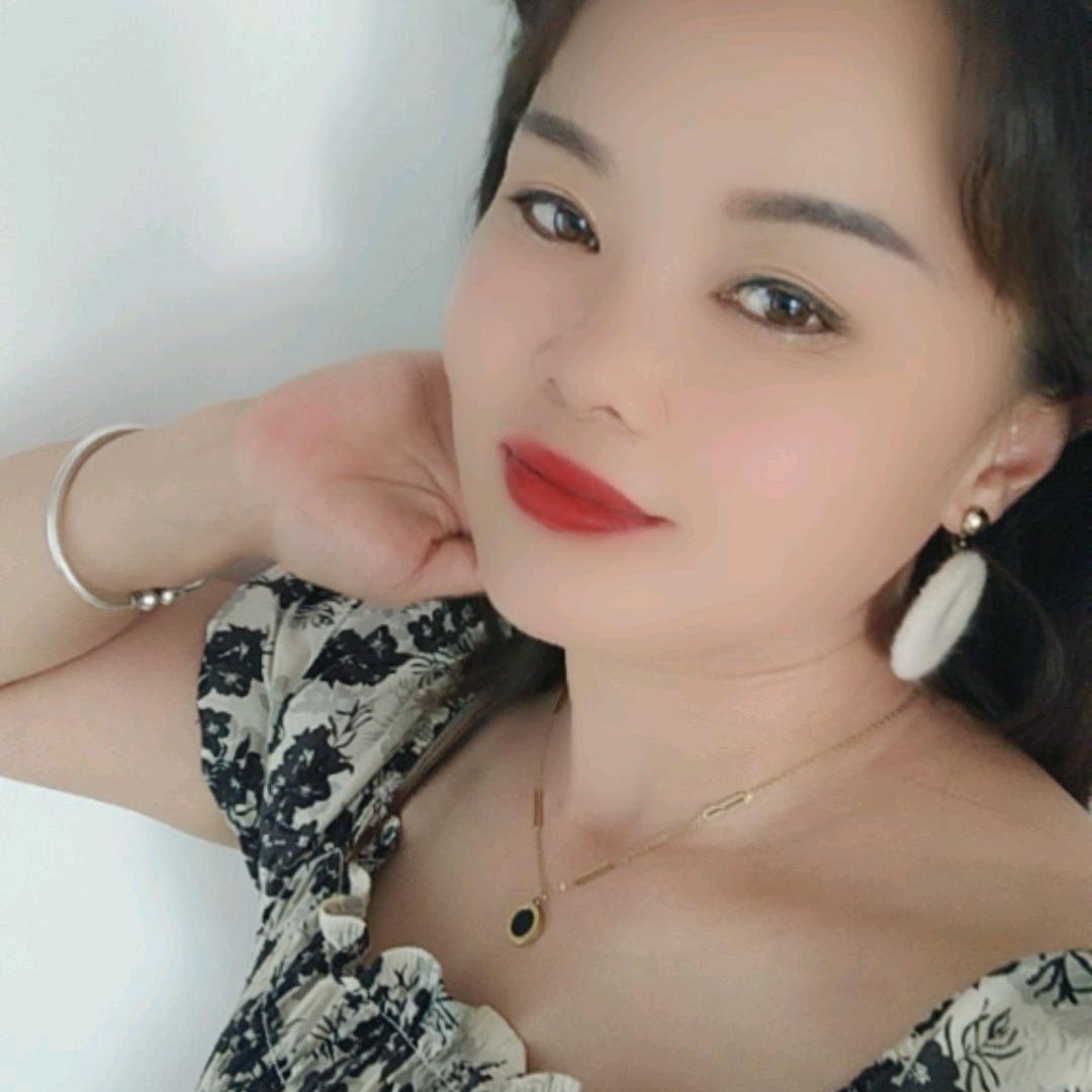 大眼妹《岁月匆匆鼓舞团》