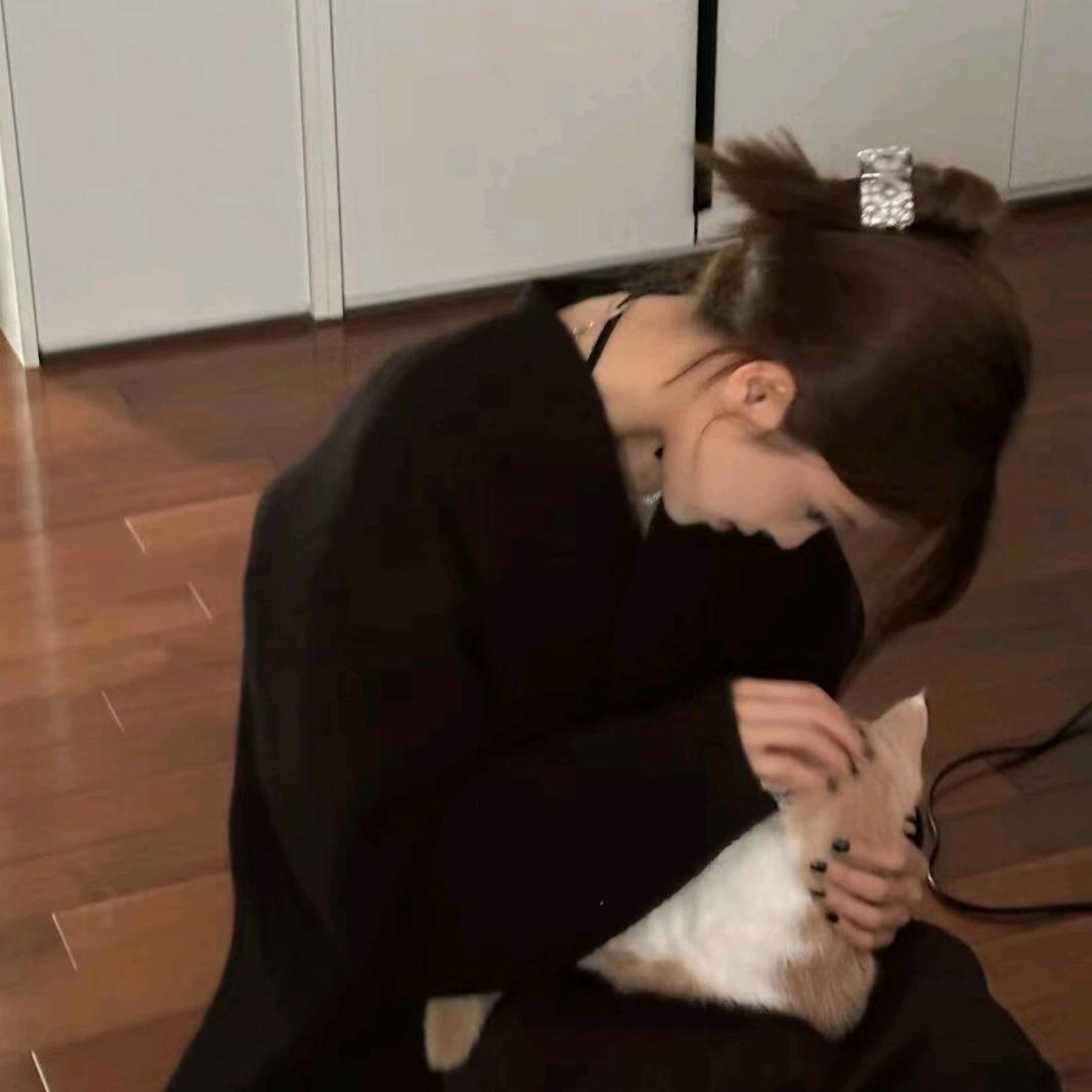 佩佩..
