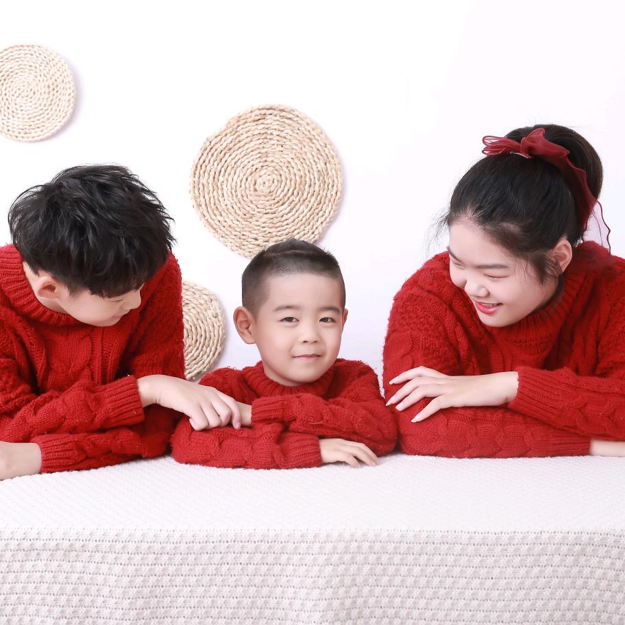 俩儿一女（陪读妈妈）