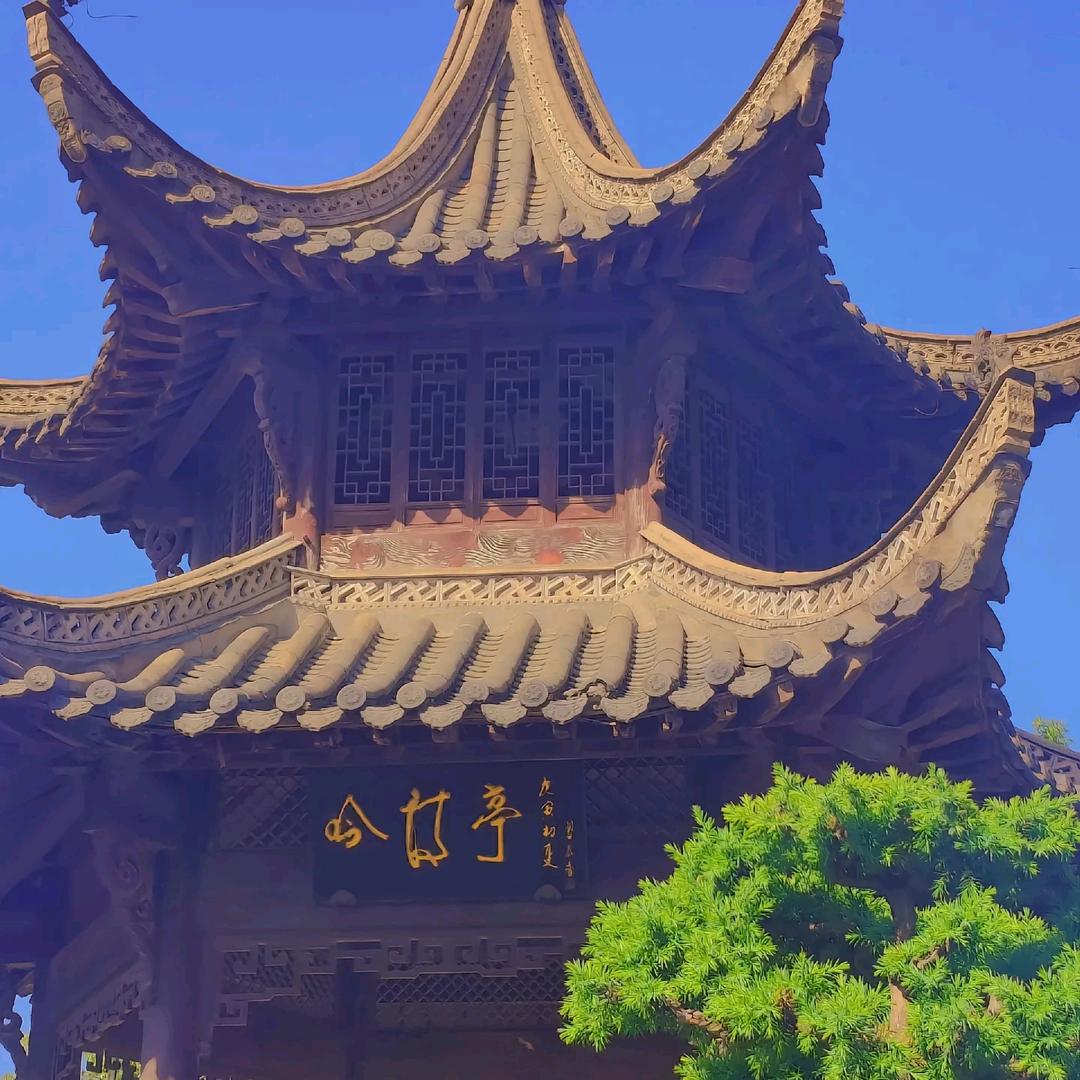 月亮船