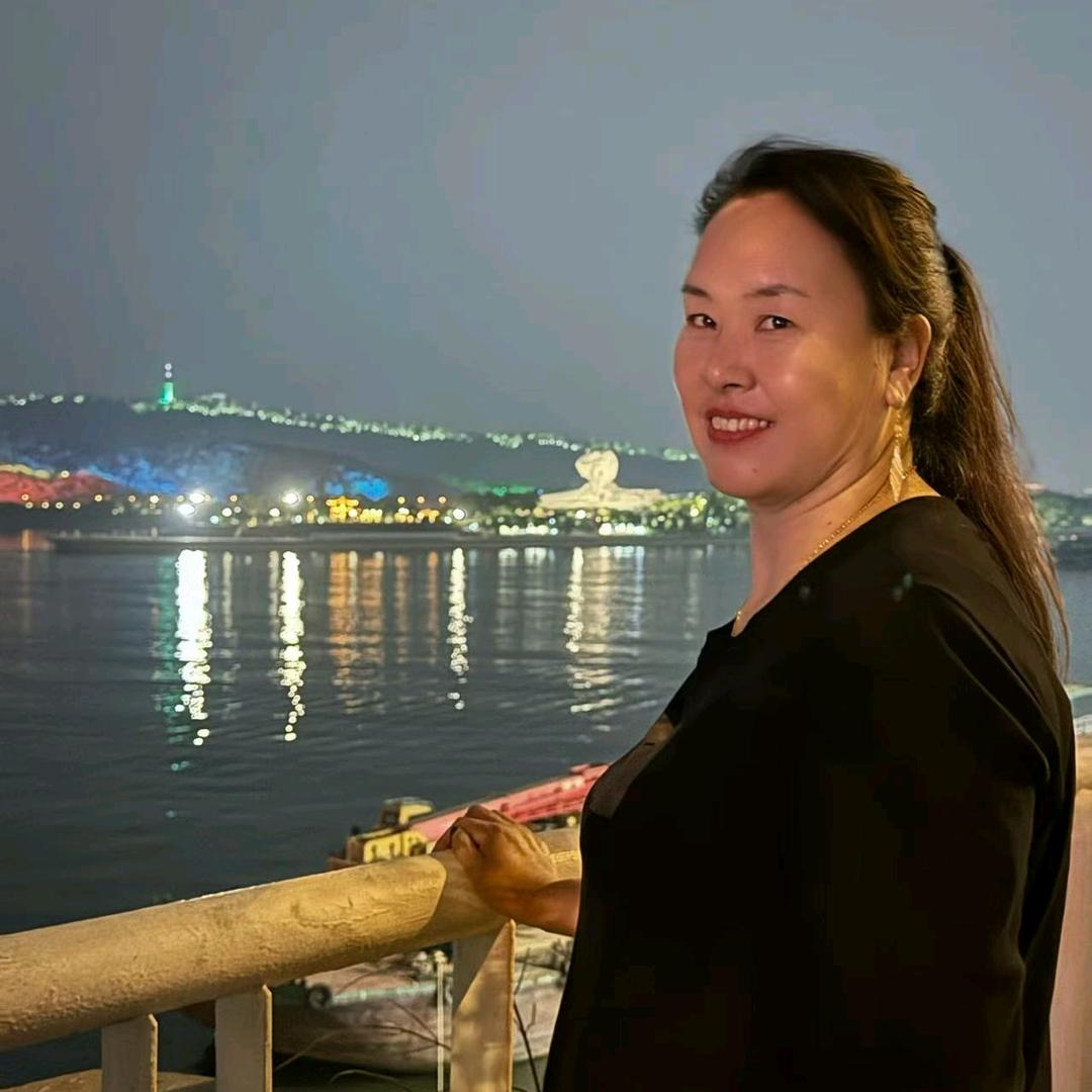 冯云（社旗银良三粉红薯粉条源头厂家）