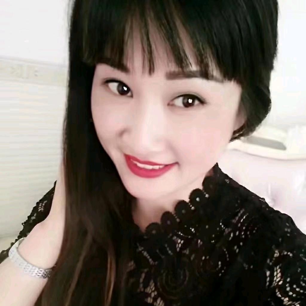 英子