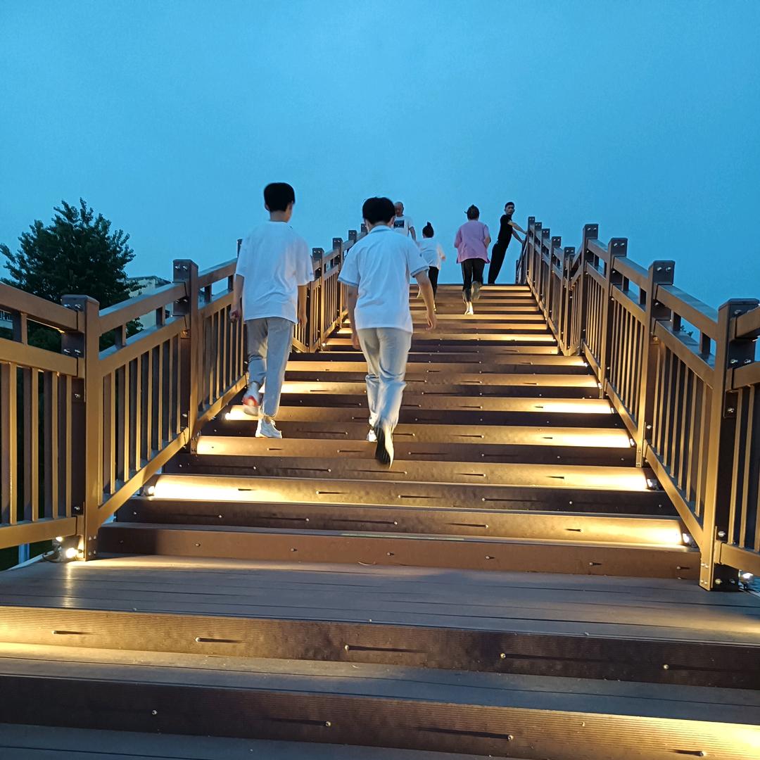 舞动青春