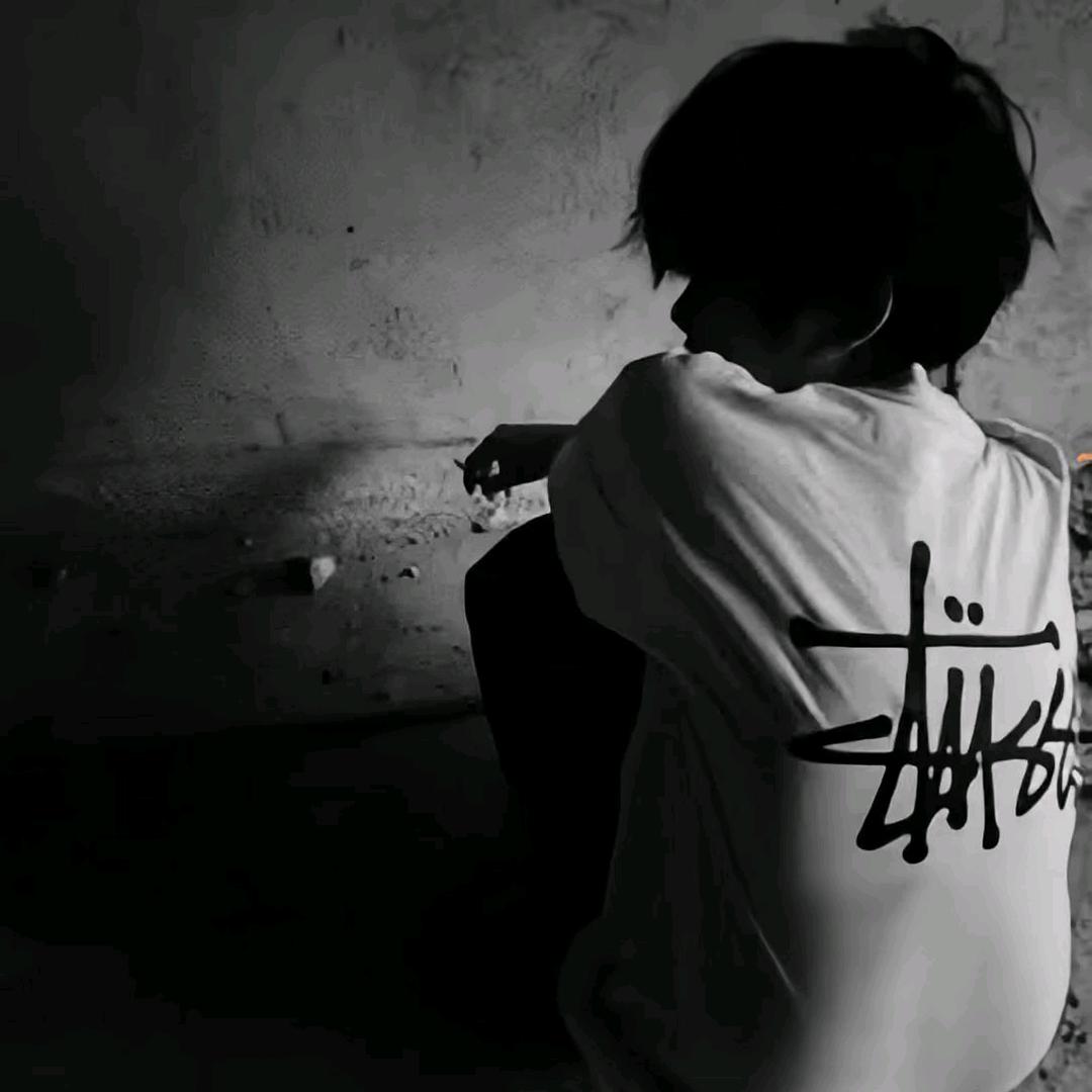 某年
