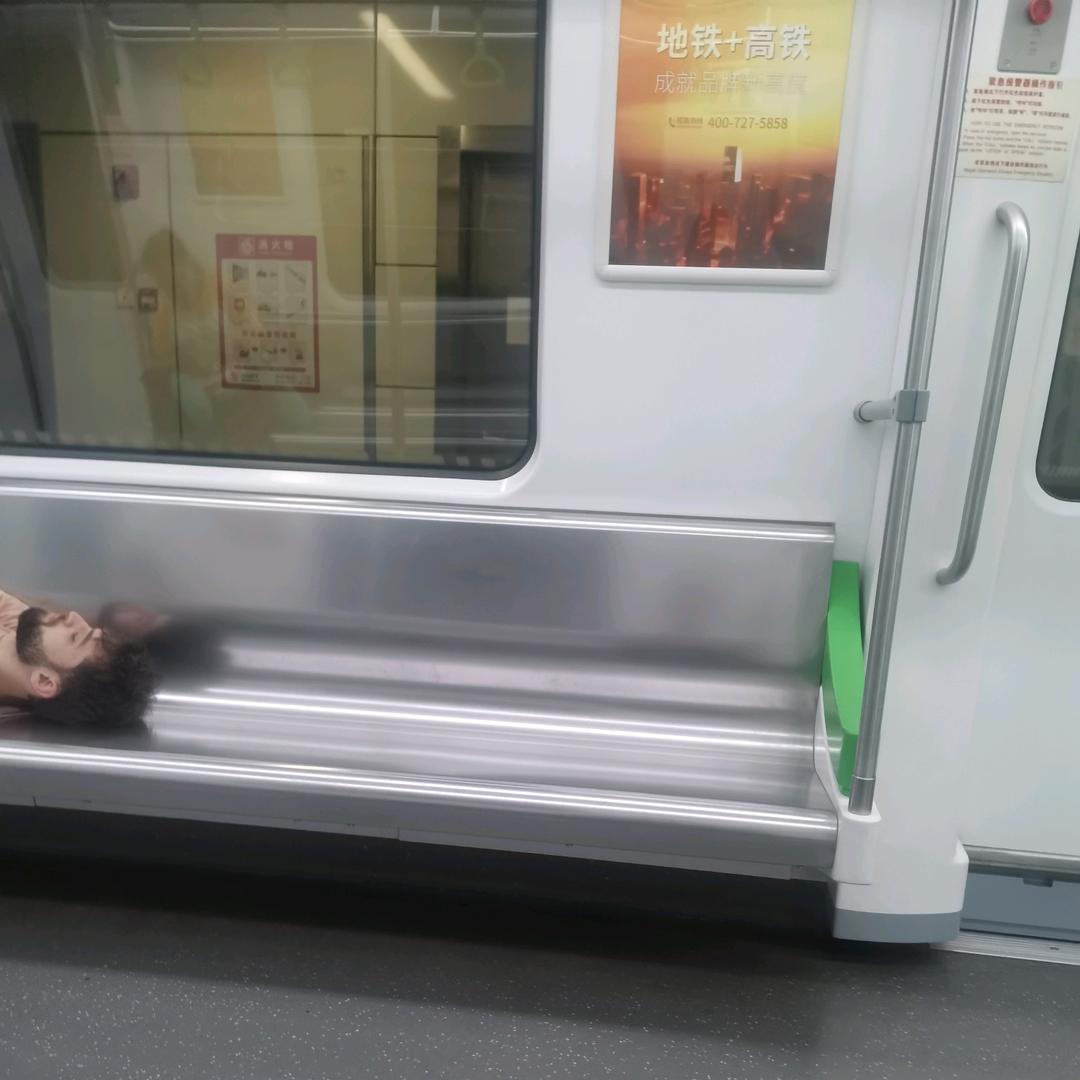 TiKTOK看世界