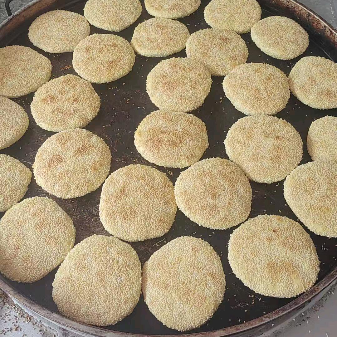 汉阴满哥炕炕馍